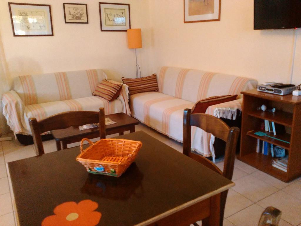 Maridatis Apartments ปาเลกาสตรอน ภายนอก รูปภาพ